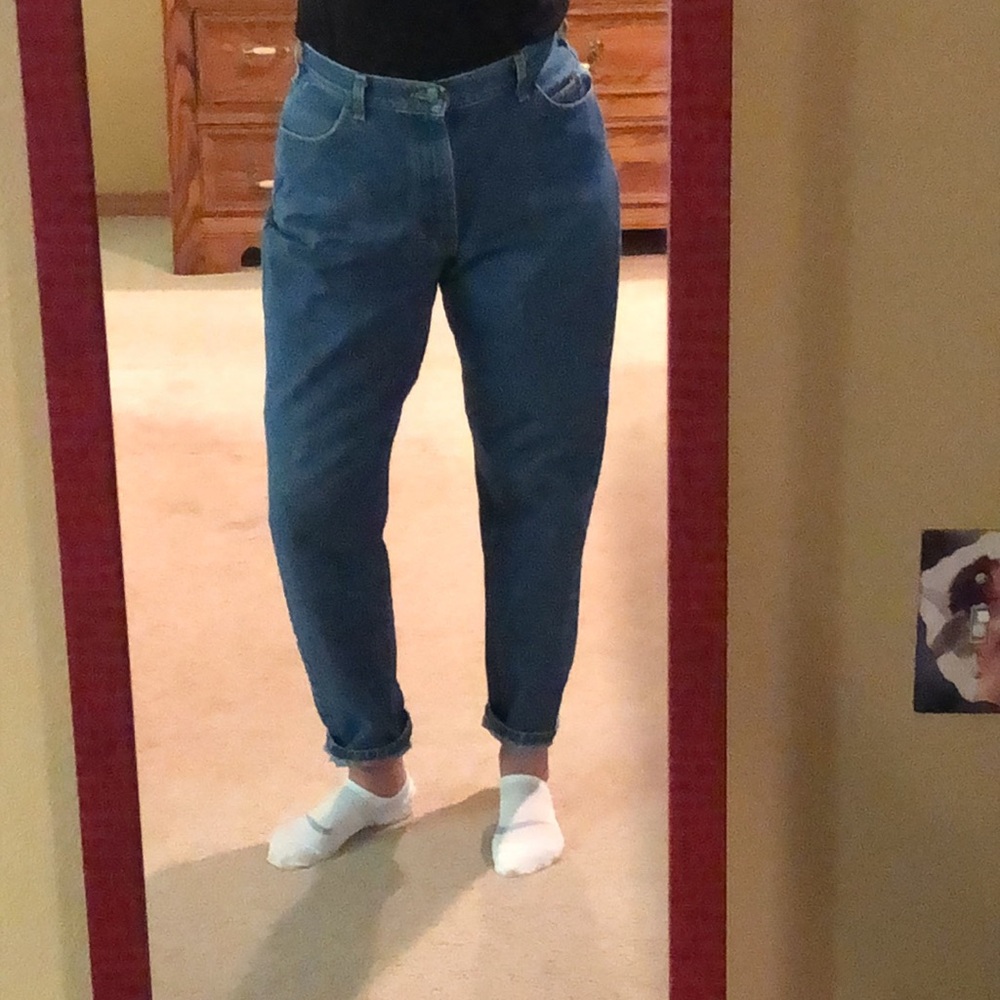 - New, Vintage- Riders ultimate high rise Mom denim jeans